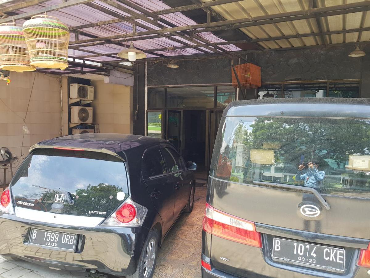 Hotel Alifah 1 Syariah Rawabokor Dua Exterior photo