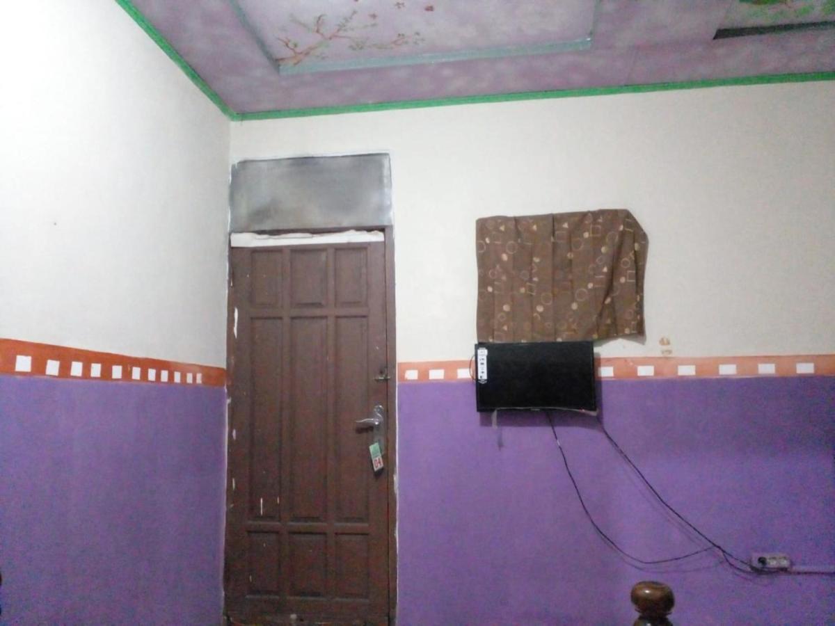 Hotel Alifah 1 Syariah Rawabokor Dua Exterior photo